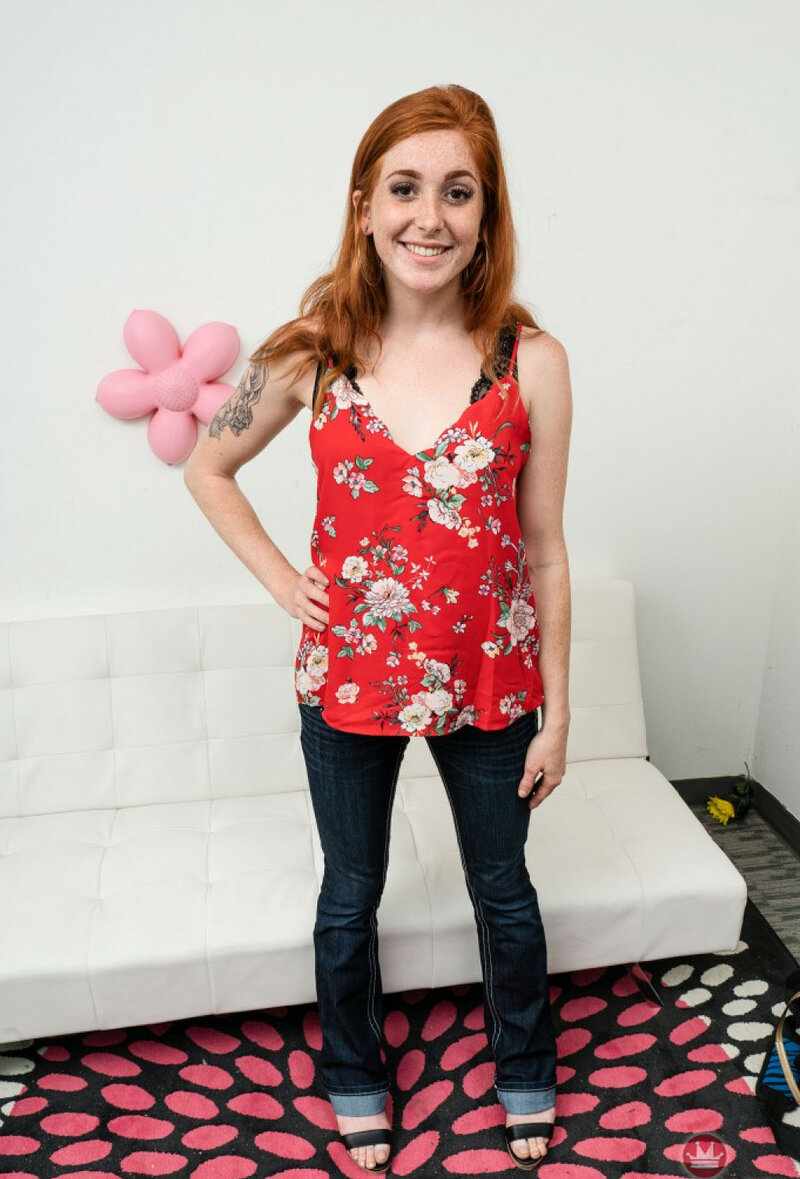 Яшенька, 24 года, 0 размер груди